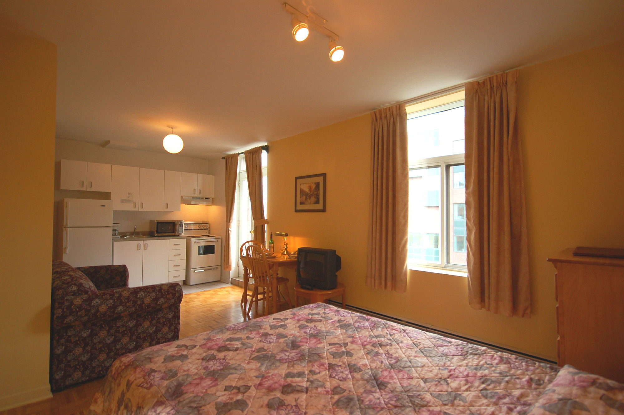 Hotel Le Roberval Μόντρεαλ Δωμάτιο φωτογραφία